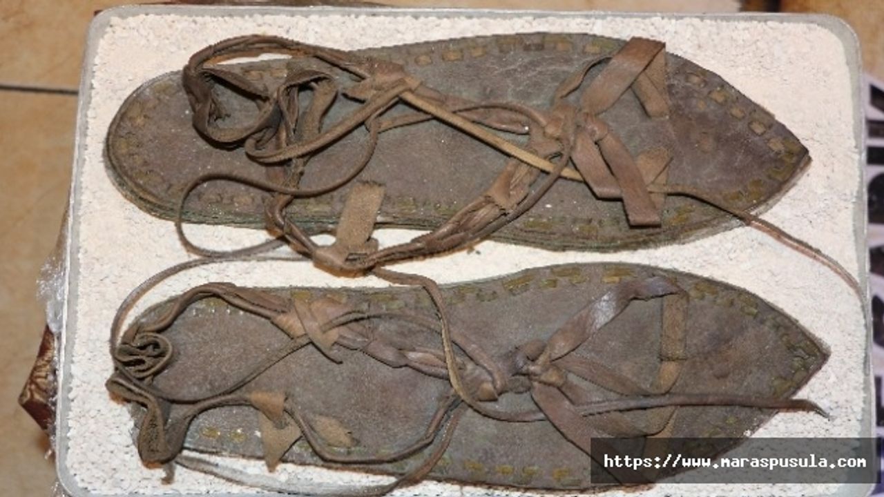 Kahramanmaraşlı çarık ustası; Hz. Muhammet’in savaşta giydiği sandaleti tasarladı