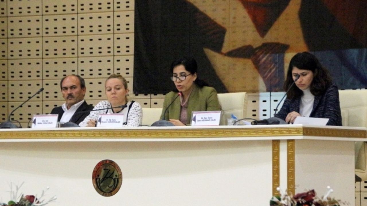 Kilis’te kadına şiddet paneli