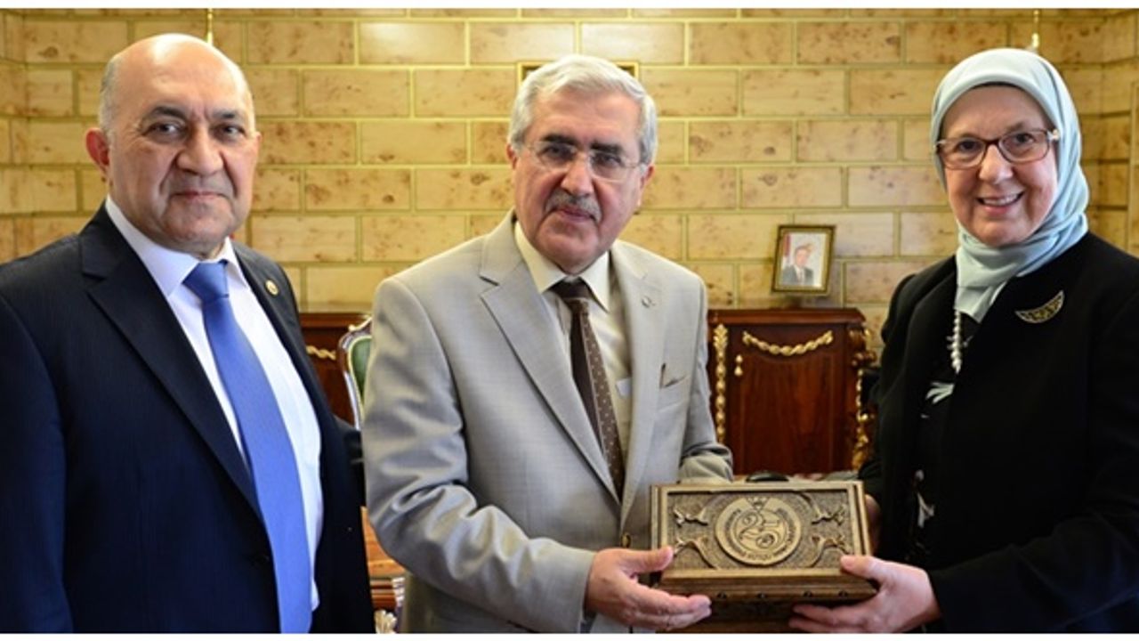 Eski Bakanı Sema Ramazanoğlu ve Milletvekili Yıldırım Ramazanoğlu Niyazi Can’ı Ziyaret Etti