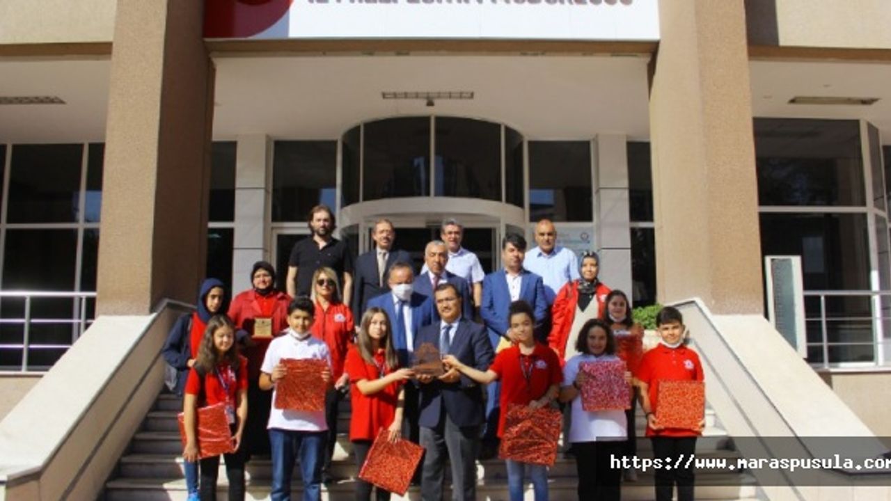 TEKNOFEST ve TÜBİTAK’ta dereceye giren öğrencilere ödül