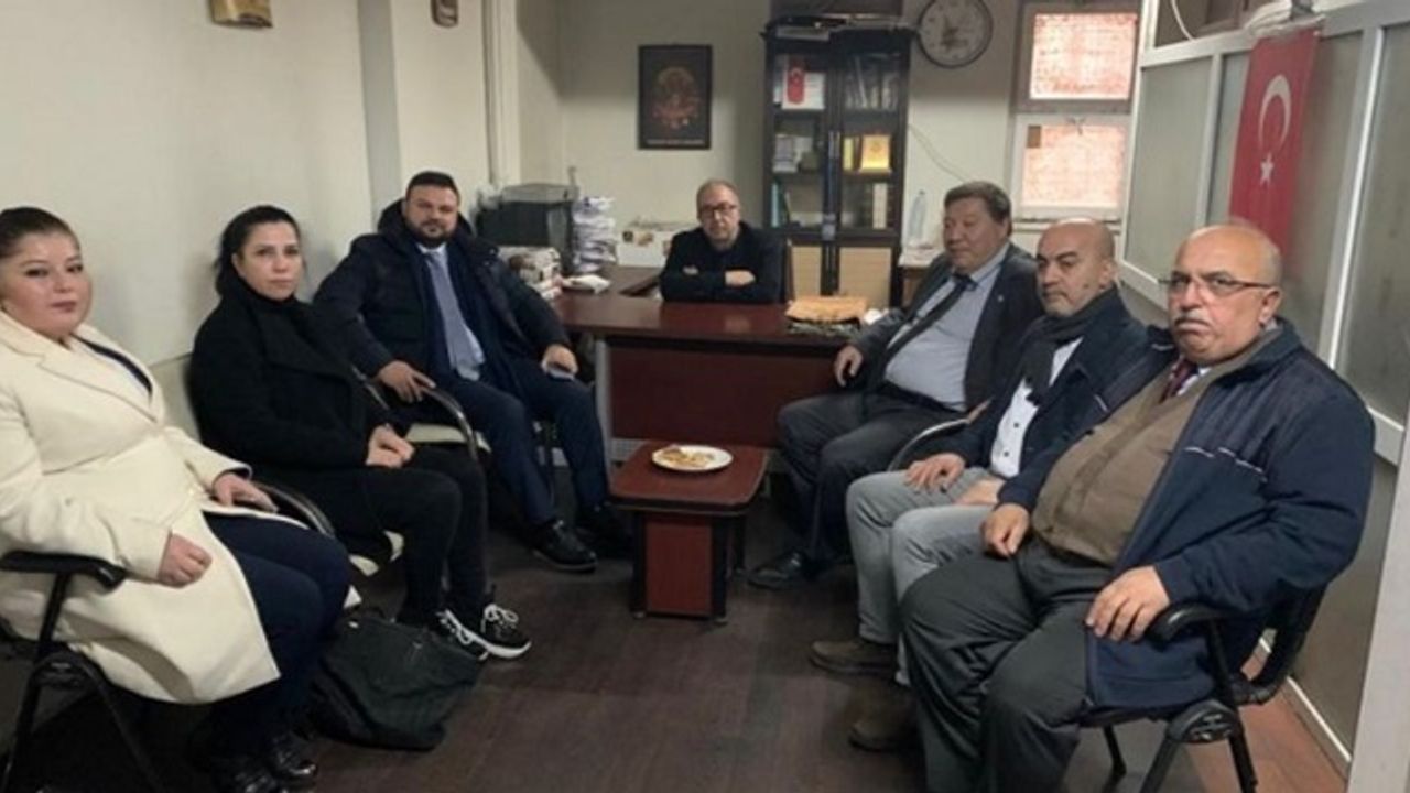 İYİ Parti İl başkanı Çabukelden Kahramanmaraş gazeteciler cemiyetine ziyafet