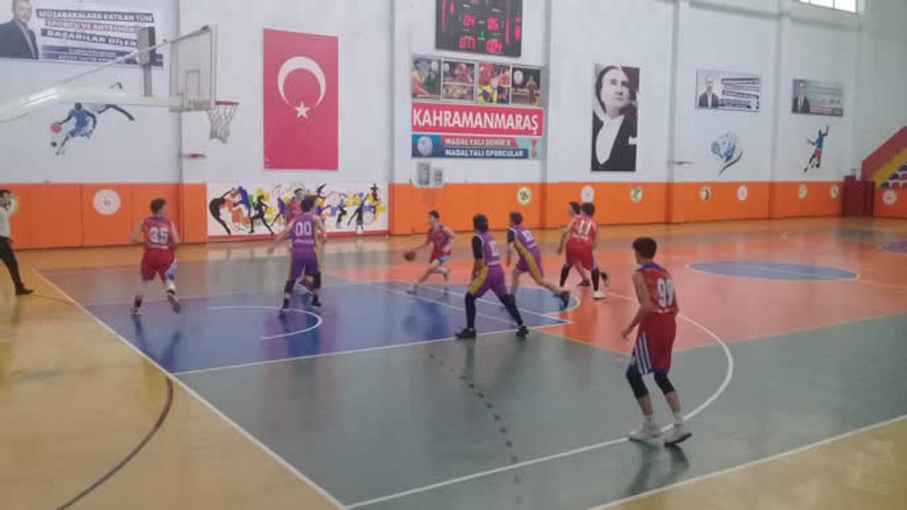 Kahramanmaraş'ta okullar arası basketbol müsabakaları başladı!