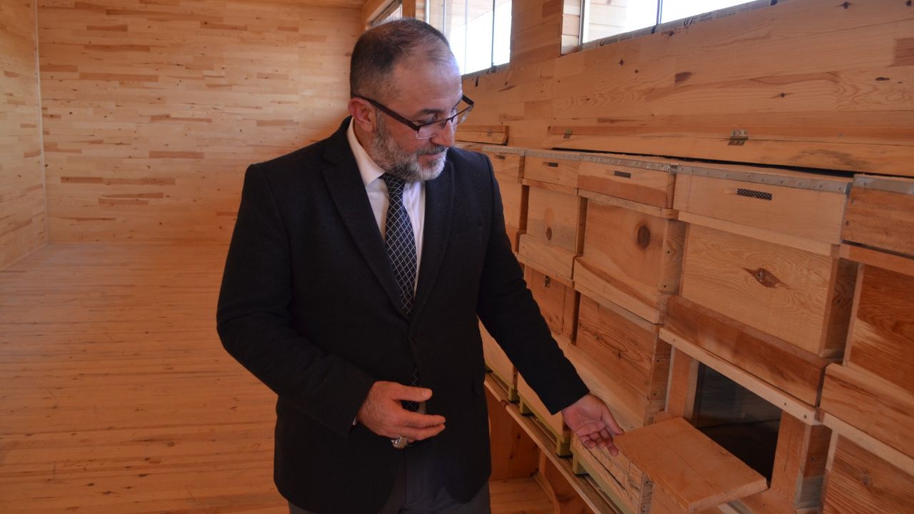 Türkiye'nin ilk arı evi Afşin'de açılıyor!