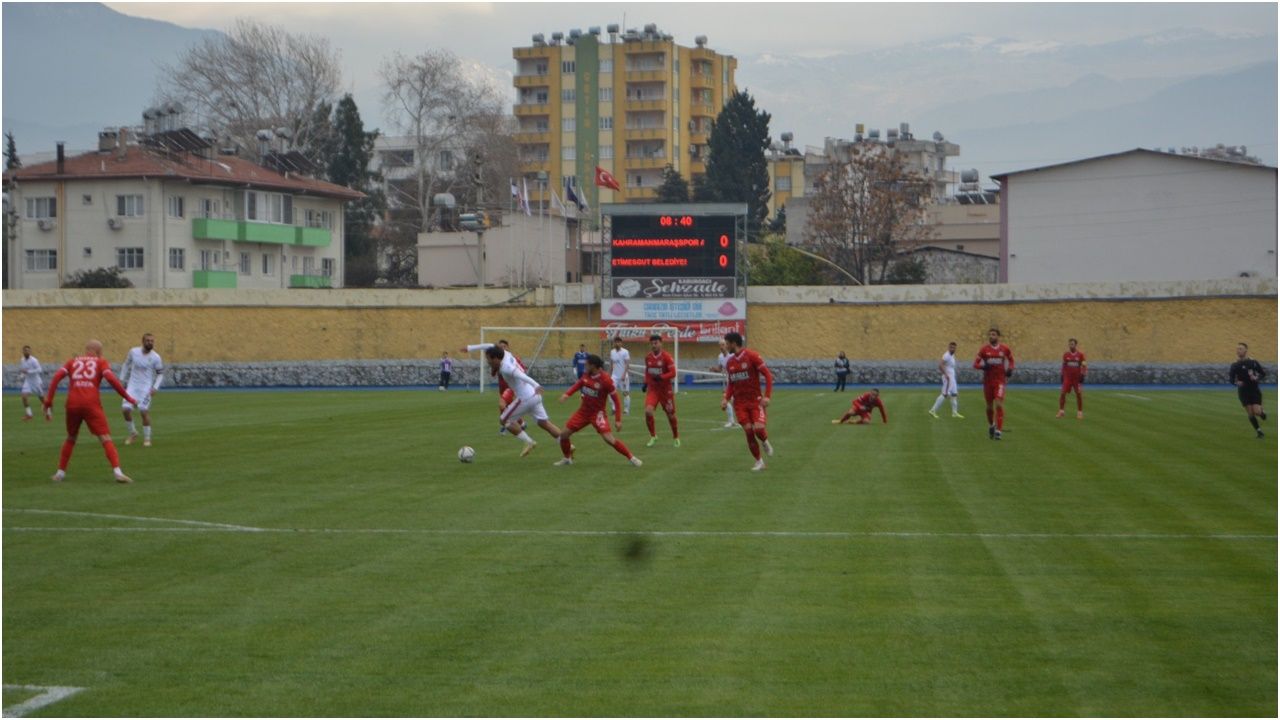 Kahramanmaraşspor, Diyarbekirspor'a 3-0 mağlup oldu!
