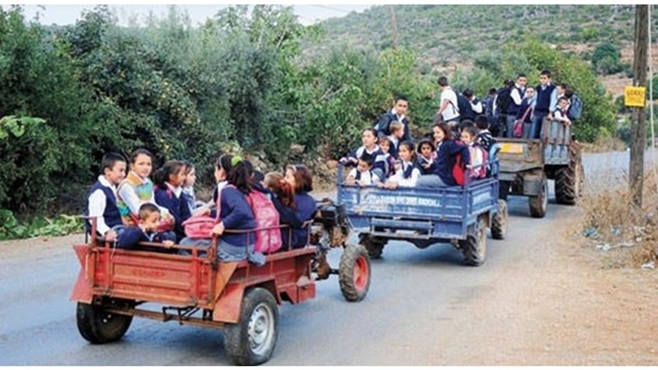 CHP'li Halıcı 'Taşımalı eğitim çilesi öğrencilere reva mı'