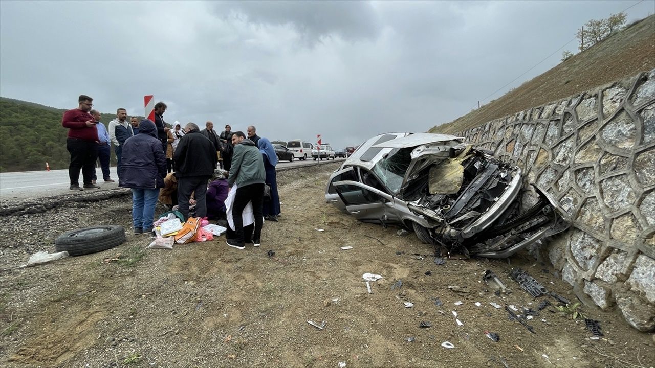 Kahramanmaraş'ta feci kazada 3 kişi yaralandı!