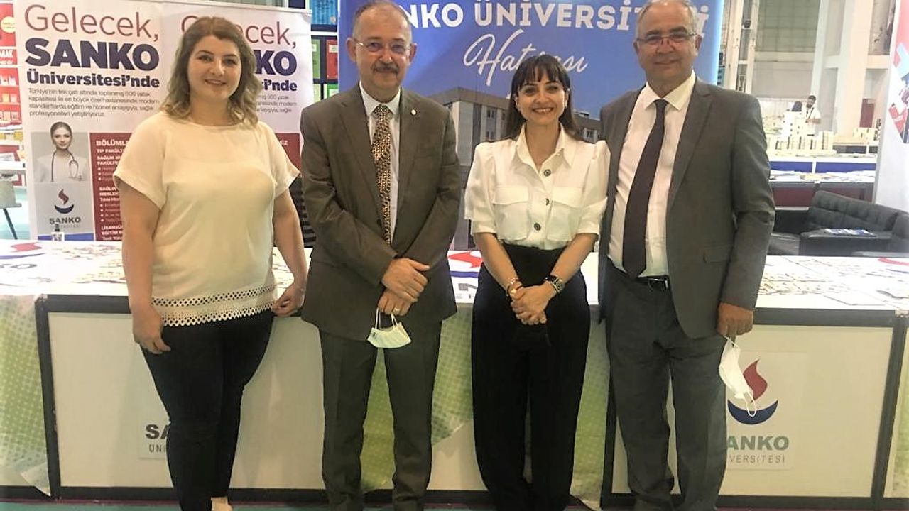 Sanko Üniversitesi Gaziantep Kitap Fuarı’nda stant açtı         