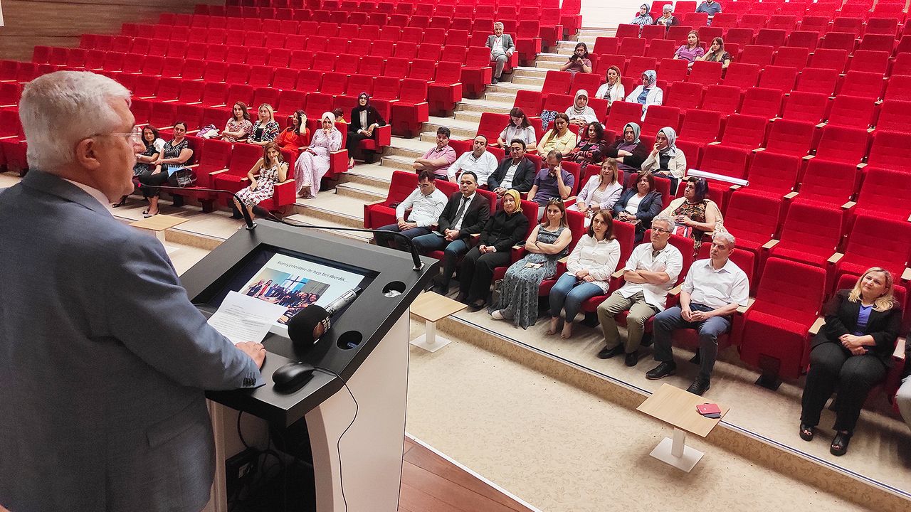 KSÜ’de ‘Yenidoğan Yoğun Bakım Hemşireliği Sertifikasyon Eğitimi’ tamamlandı