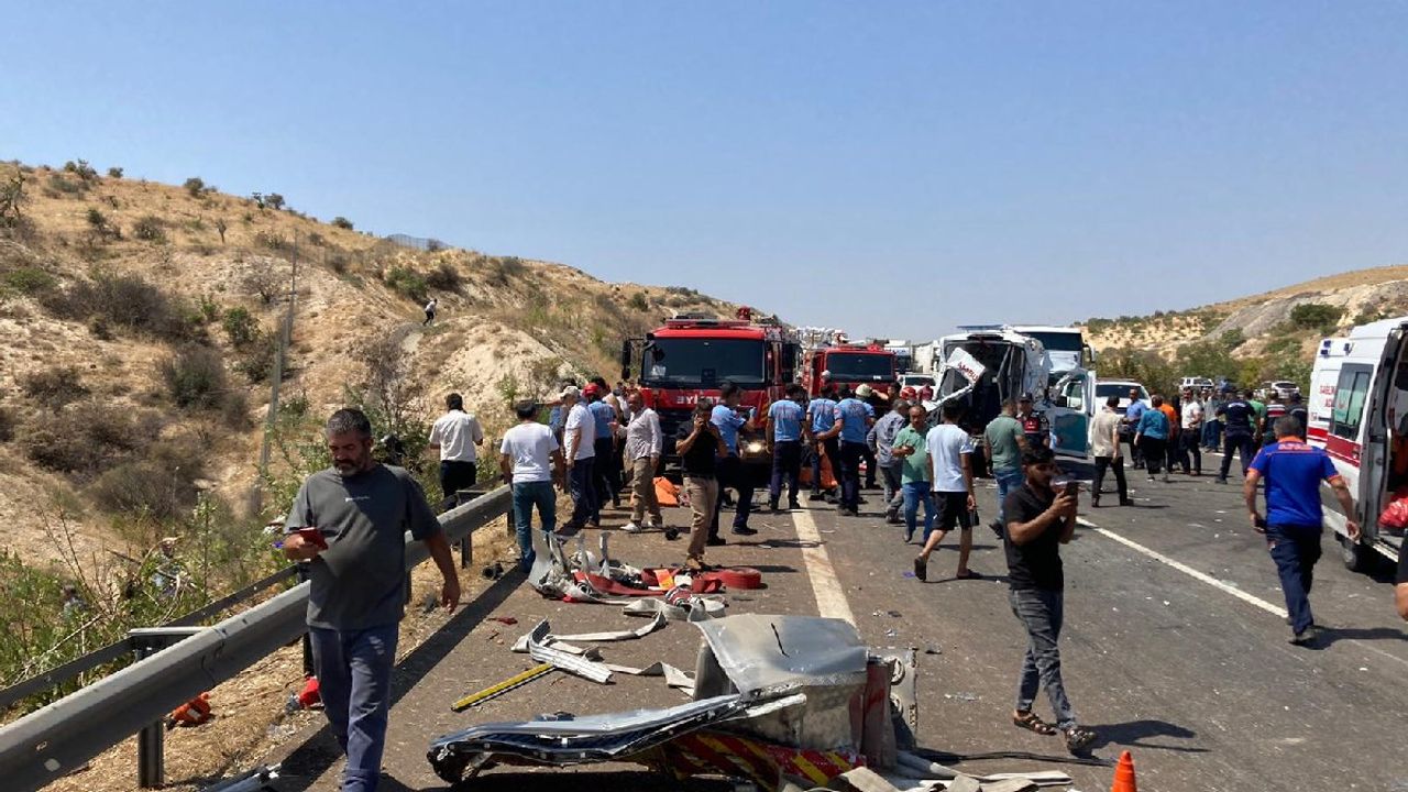 Gaziantep’te Zincirleme Kaza: 15 Kişi Hayatını Kaybetti