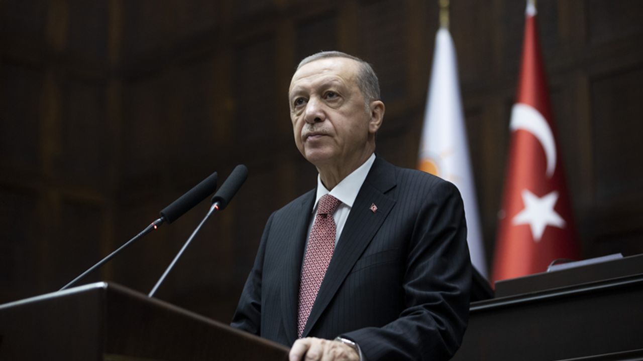 Erdoğan: Bizim için en uygun olan vakitte karadan da teröristlerin tepesine tepesine bineceğiz