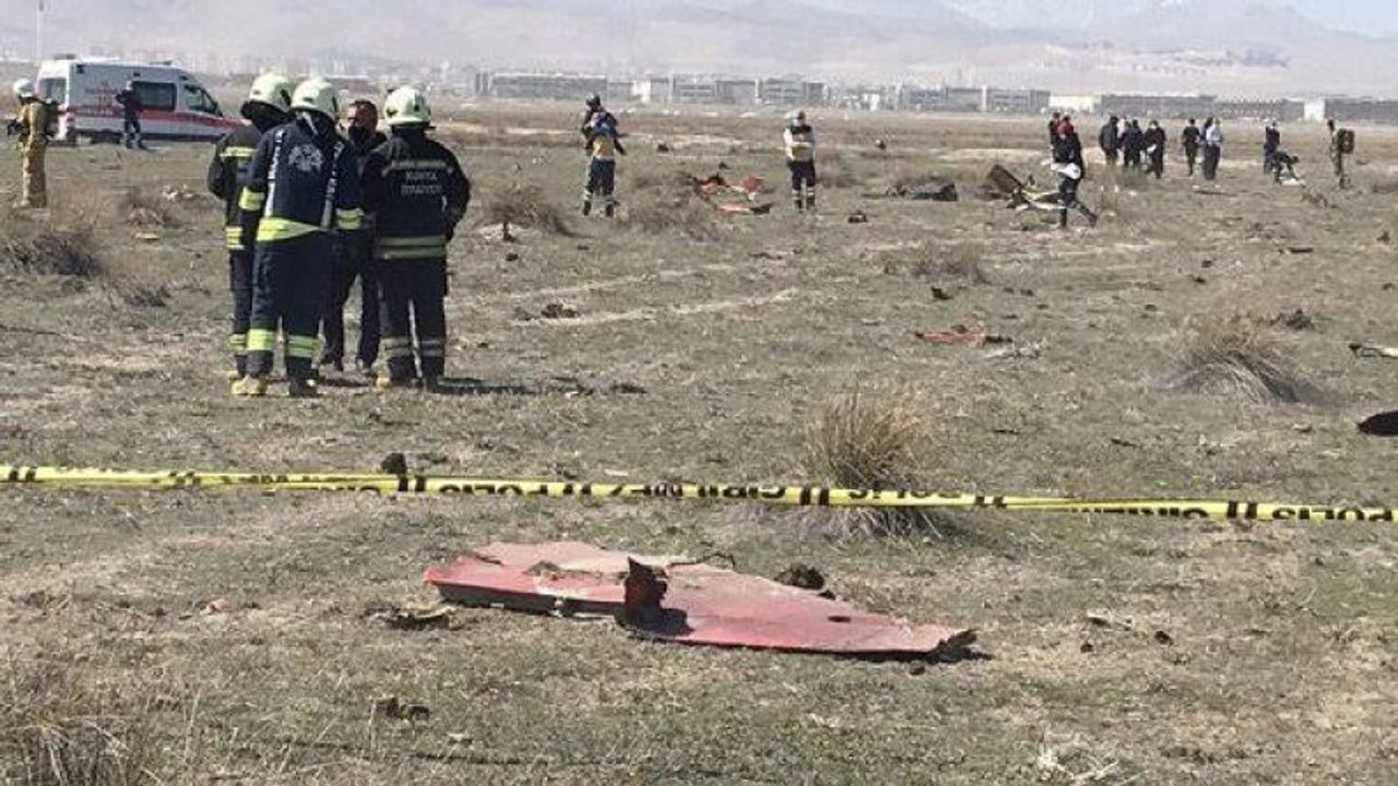 Konya'da uçak kazası: Askeri eğitim uçağı düştü
