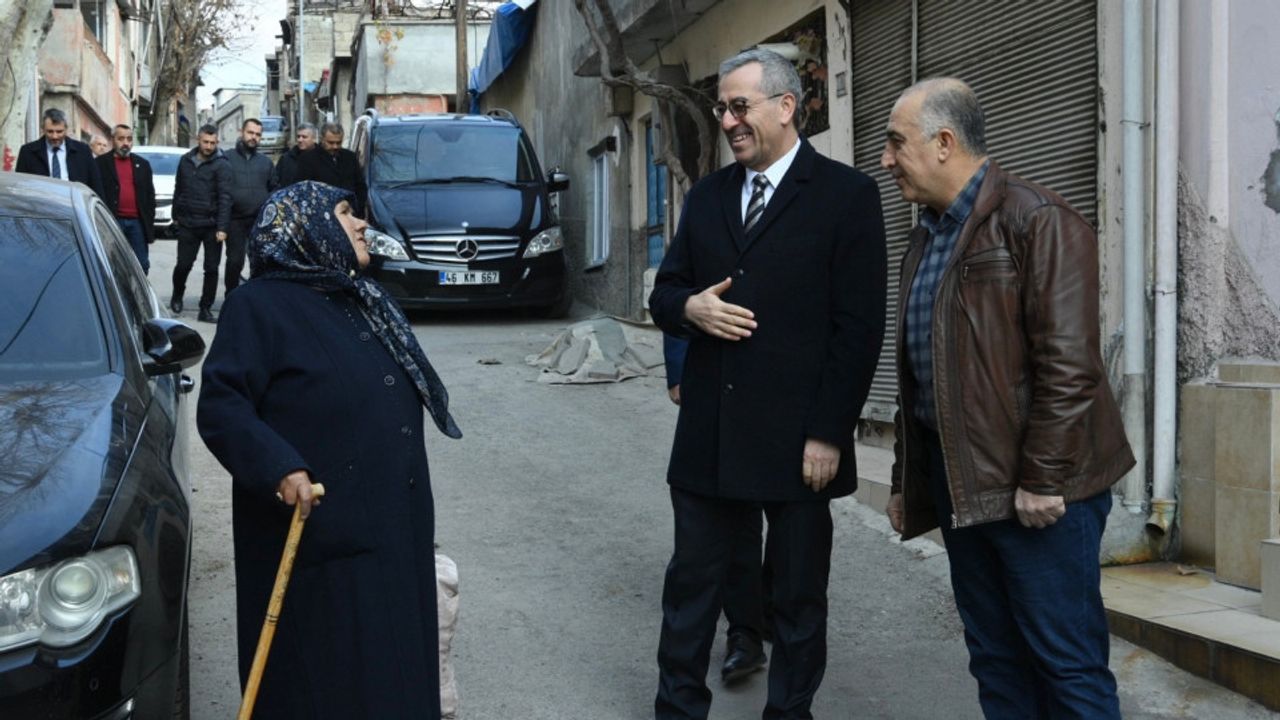 Başkan Güngör, Ertuğrul Gazi Mahallesi’nde Vatandaşlarla Buluştu