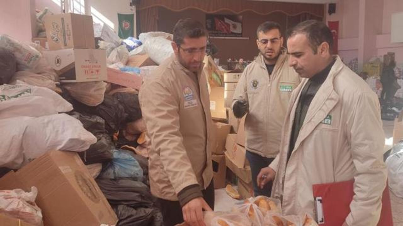 266 kişilik özel ekip deprem bölgesinde gıda denetimi yapıyor