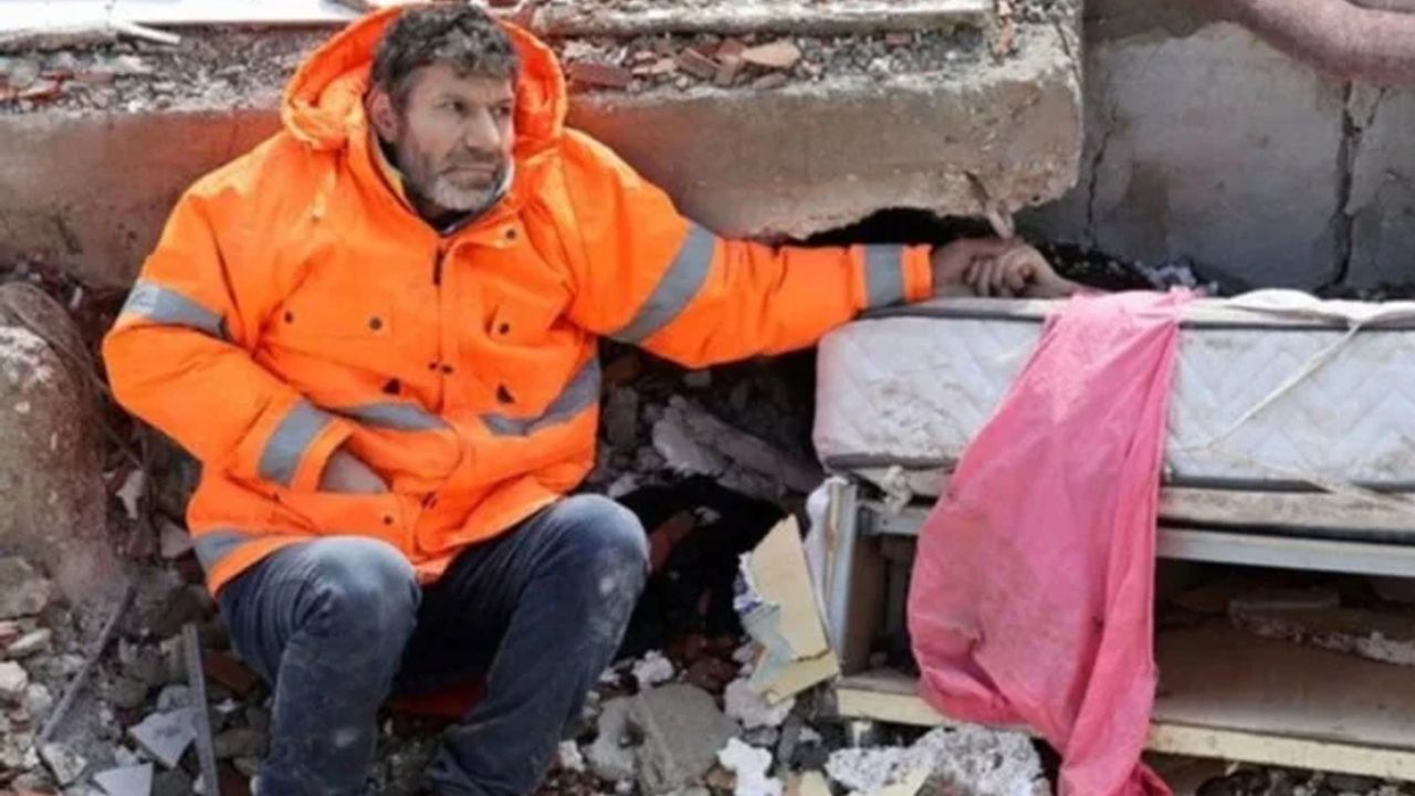 Kahramanmaraş'ta enkaz altındaki kızının elini tutan baba: Prensesimi kurtaramadım