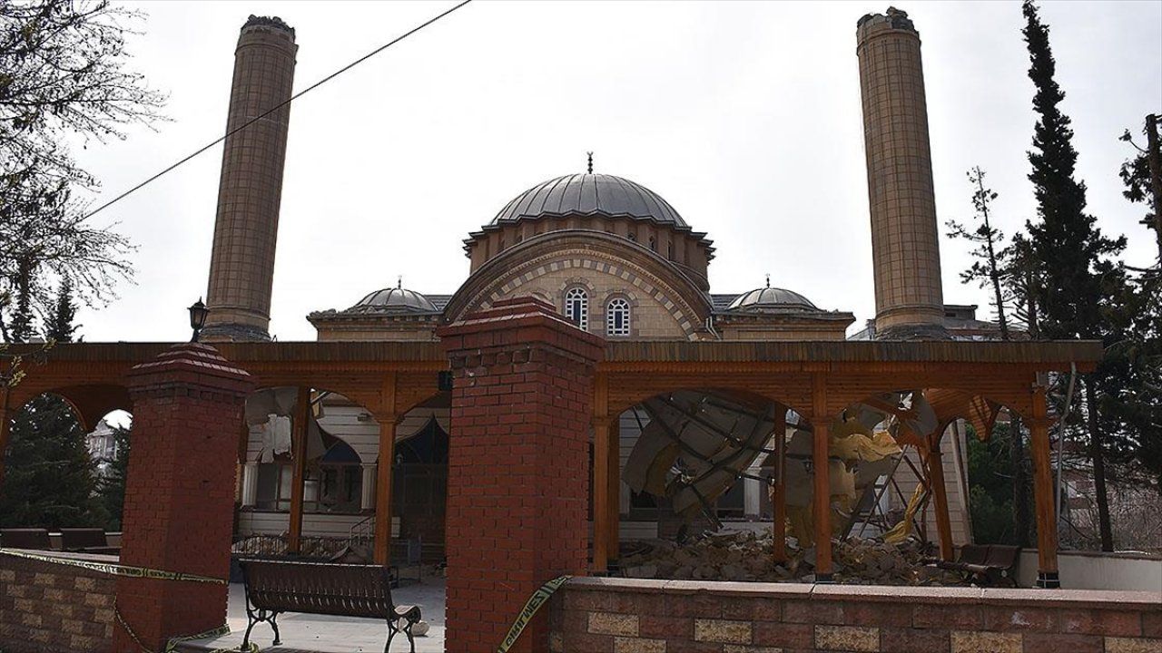 Kahramanmaraş'ta hasarsız ve az hasarlı camiler ramazanda ibadete açık olacak!