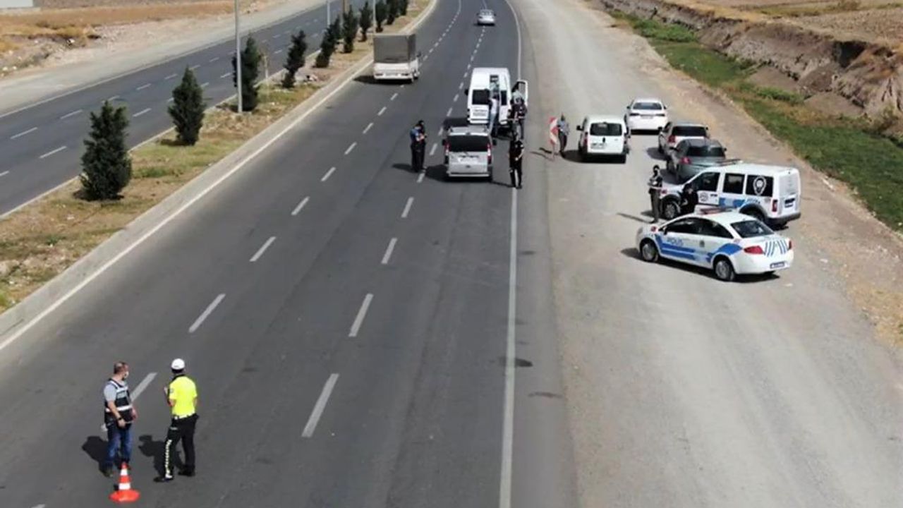 Kahramanmaraş'ta Kural ihlali yapan sürücülere ceza yağdı 
