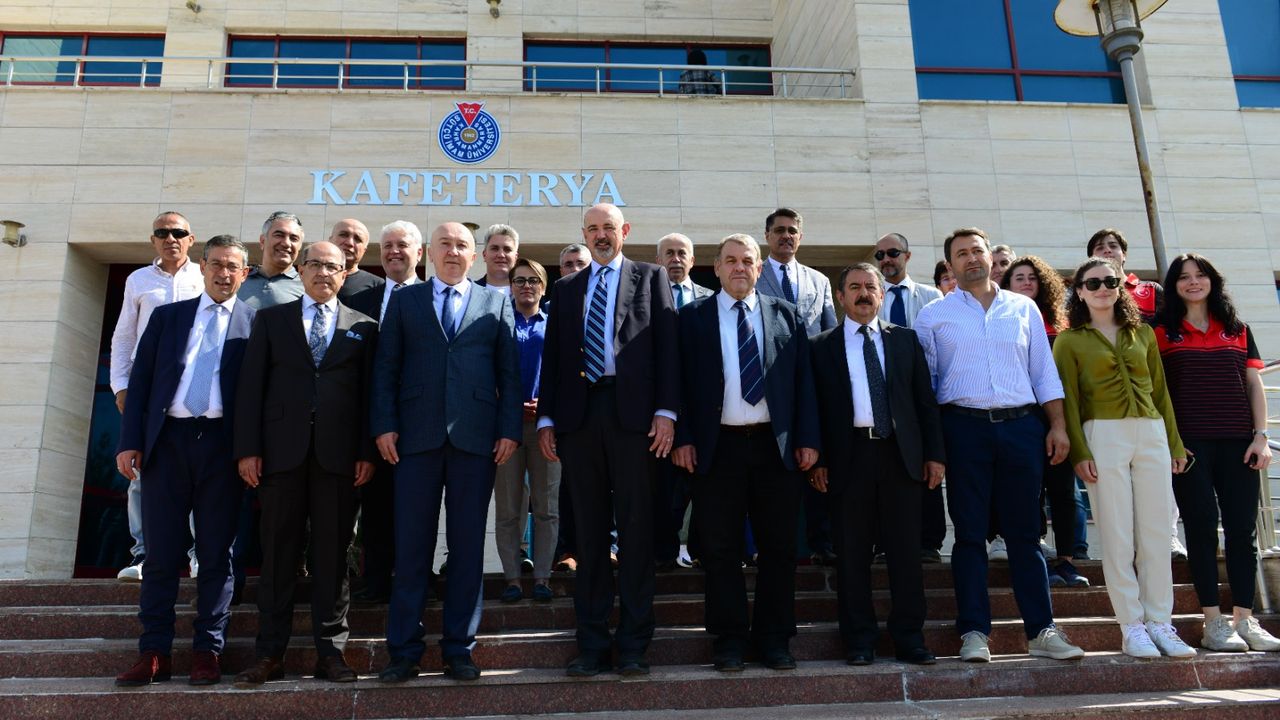 Avustralya'nın Ankara Büyükelçisi Miles Armitage KSÜ’yü Ziyaret Etti
