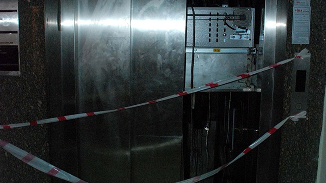 Elbistan’da Asansör Kabusu: Bir Çocuk Yaralandı!