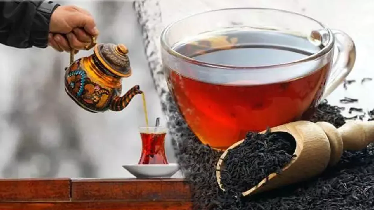 Çay tiryakileri dikkat! Demlikte kalan çayı dökmek yerine…