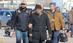 FETÖ Şüphesiyle Doktorlara Ankesörden Gözaltı
