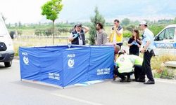 Annesinin kullandığı aracın altında kalan 2,5 yaşındaki çocuk öldü