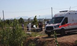 Gözü dönmüş cani, birlikte yaşadığı kadını 20 kez bıçaklayarak öldürdü!
