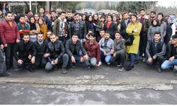 Kahramanmaraş'ta üniversite öğrencileri 'Çürük Raporu Var' deyip derse girmedi!