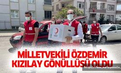 Milletvekili Özdemir Kızılay gönüllüsü oldu