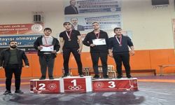 Kahramanmaraş'ta spor yarışlarını kazanan öğrencilere madalya!