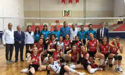 Türkoğlu Kadın Voleybol Takımı birinci oldu!