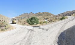 Elbistan’da 40 kilometrelik yol yenileniyor