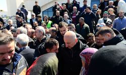 Ulaştırma ve Altyapı Bakanı Adil Karaismailoğlu Kahramanmaraş Sütçü İmam Üniversitesinde Depremzedeleri Ziyaret Etti