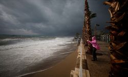 Türkiye geneli için cumartesiden itibaren yağış ve fırtına uyarısı yapıldı