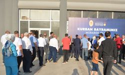 Depremlerin merkez üssü Kahramanmaraş'ta bayramlaşma programı düzenlendi