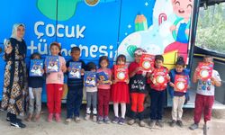 Büyükşehir’in Çocuk Kütüphanesi Minikleri Ziyaretini Sürdürüyor