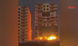 Kahramanmaraş’ta ağır hasarlı binalar patlatılarak yıkılıyor