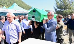 Başkan Güngör, Andırın’daki Kazada Hayatını Kaybeden Vatandaşların Cenaze Törenine Katıldı