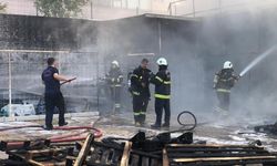 Kahramanmaraş’ta market deposunda yangın paniğe neden oldu 