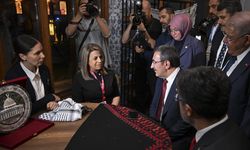 Cumhurbaşkanı Yardımcısı Yılmaz, Kahramanmaraş'ta Filistin Evi'ni ziyaret etti