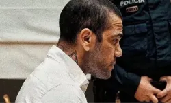 Dani Alves kimdir, hangi takımlarda oyandı, Barcelona'da oynadı mı?
