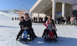 Yedikuyular Kayak Merkezi, Hafta Sonu 15 Bin Ziyaretçiyi Ağırladı