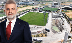 Yeni Futbol Sahasının Yapımı Büyük Bir Hızla Sürüyor