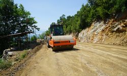 Andırın’da 10 Mahallenin Yolu Yenileniyor