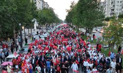 9 Yıl Önceki Ruhla; Kahramanmaraş Demokrasi ve Milli Birlik Kortejinde Buluştu