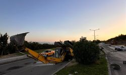 Kahramanmaraş'ta freni patlayan tır ile otomobil çarpıştı: 2 yaralı
