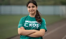 Darüşşafaka koşucusu İnci Naz Sönmez maratonun 'en iyi koşucusu' seçildi