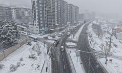 Kar yağdı, ekipler sahaya indi: İşte Kahramanmaraş’ta son durum