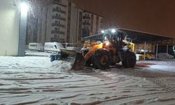 Büyükşehir’den Karla Mücadelede Gece Mesaisi