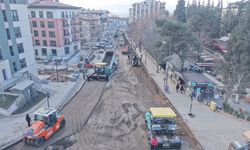 Zübeyde Hanım Bulvarı’nda asfalt hazırlıkları başladı