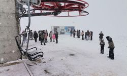 Yedikuyular Kayak Merkezi doldu taştı! Tatilciler akın etti